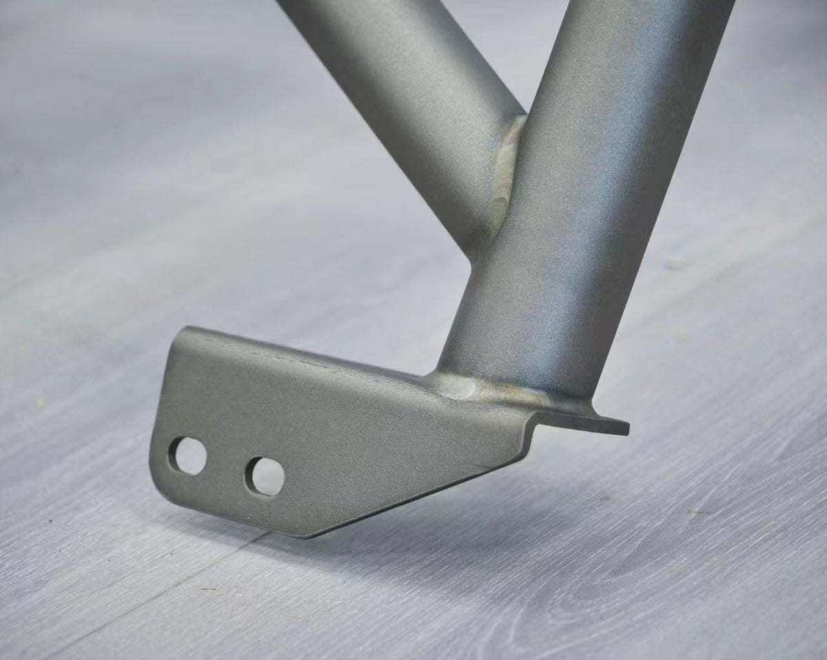 EVERKA BMW G82 M4 4-Point Bolt-In Roll Bar