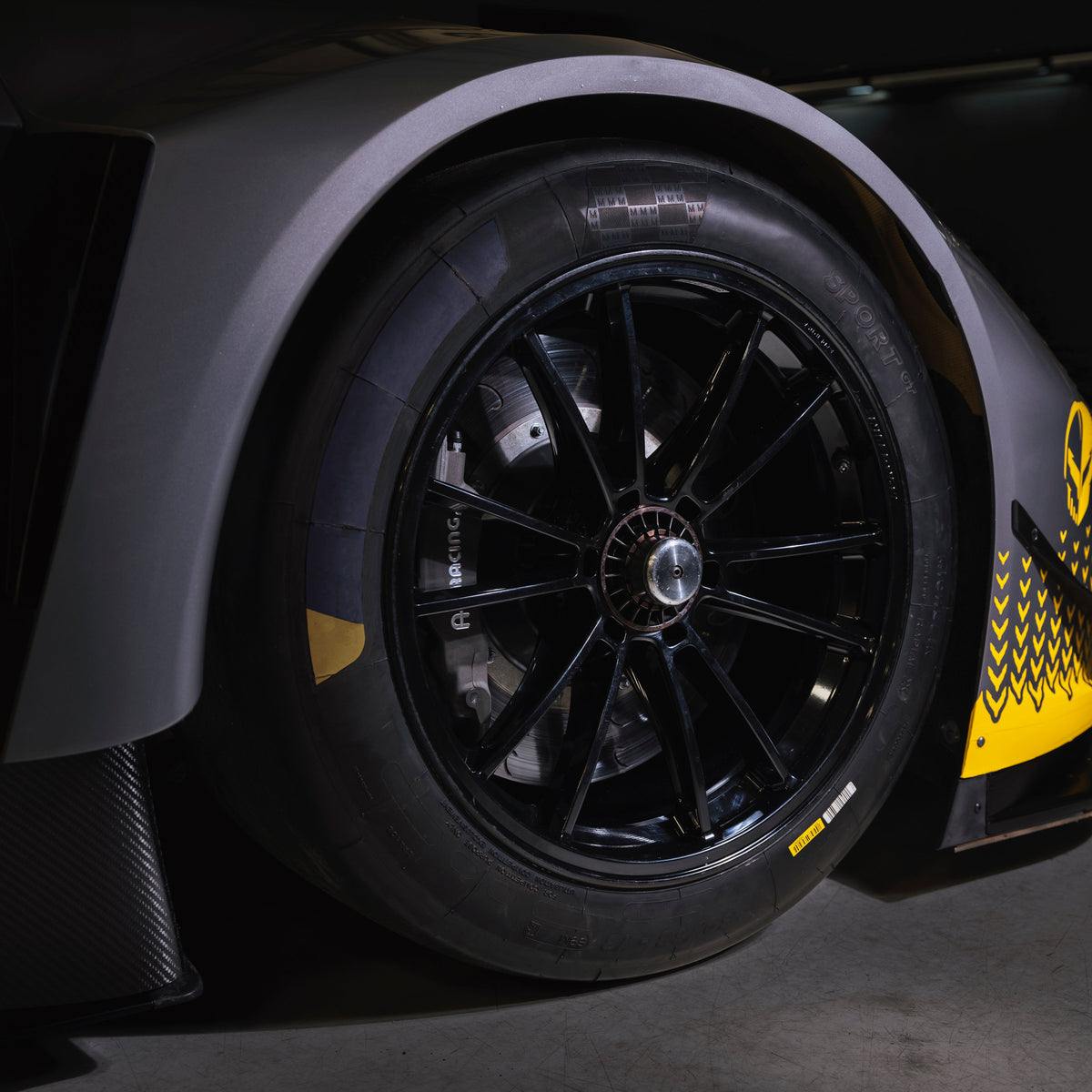 EVERKA GT3 Corvette C8 Front Brake Kit | AP Racing CP7269