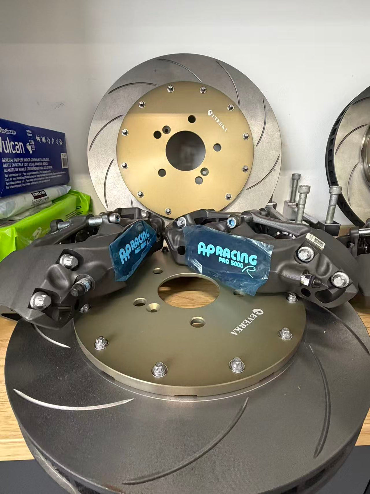 EVERKA Honda S2000 (AP1/AP2) Brake Kit | AP Racing CP9448 / CP9450