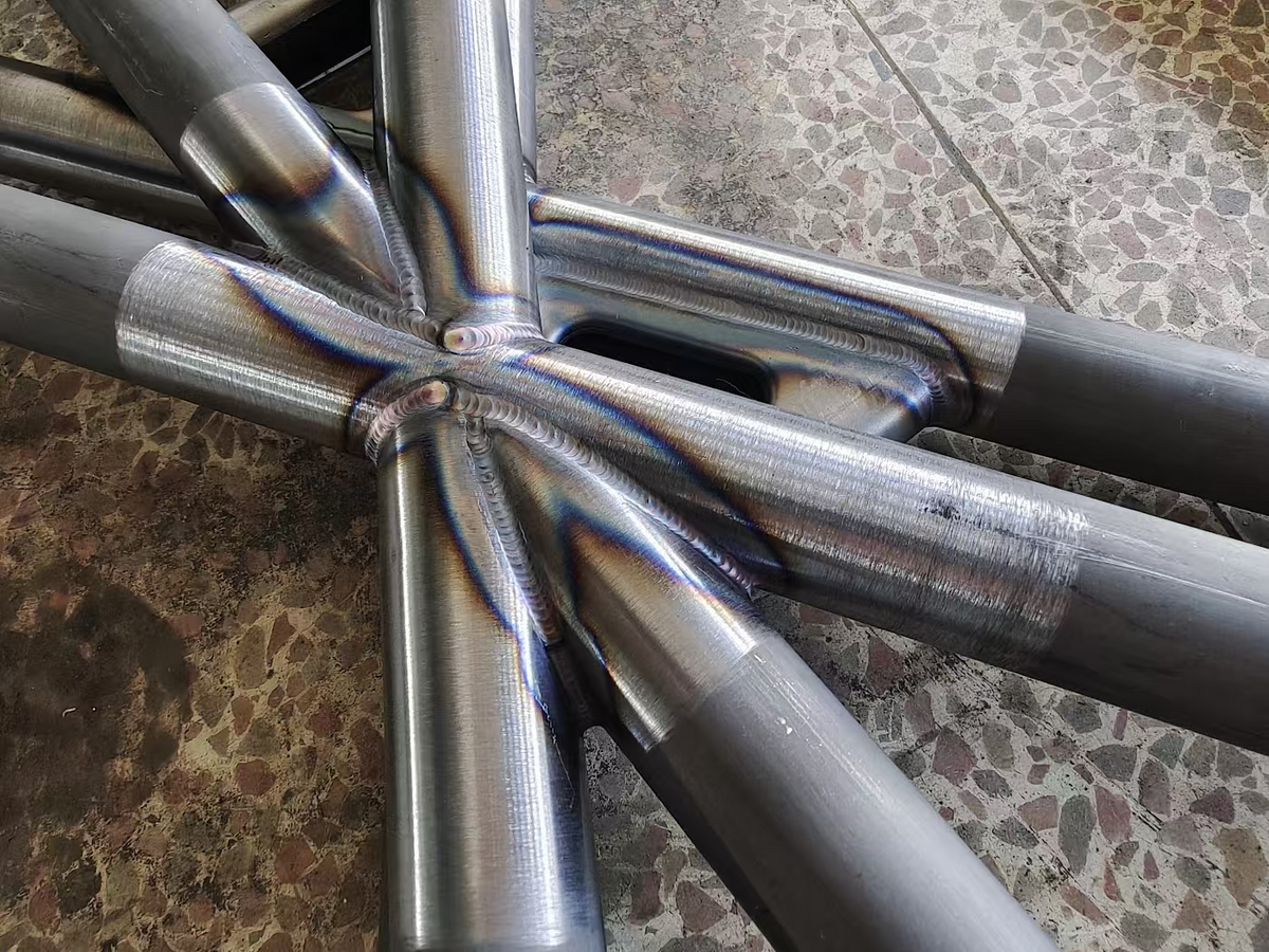 EVERKA BMW G82 M4 4-Point Bolt-In Roll Bar